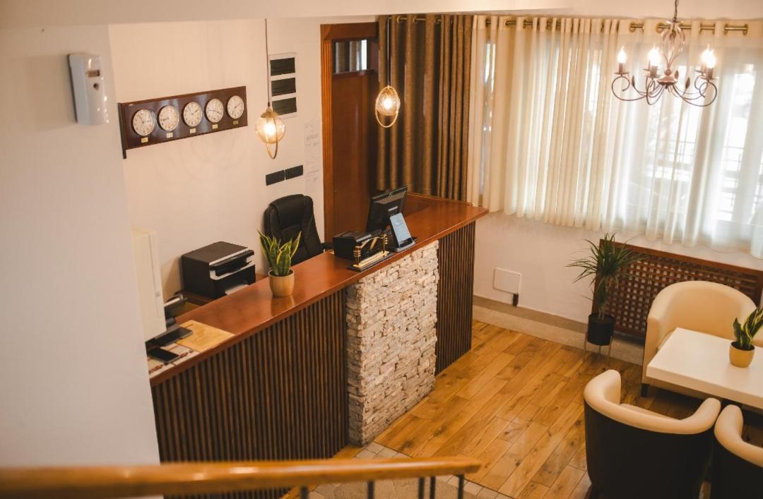 Hotel Marshal Nikšić Exteriér fotografie