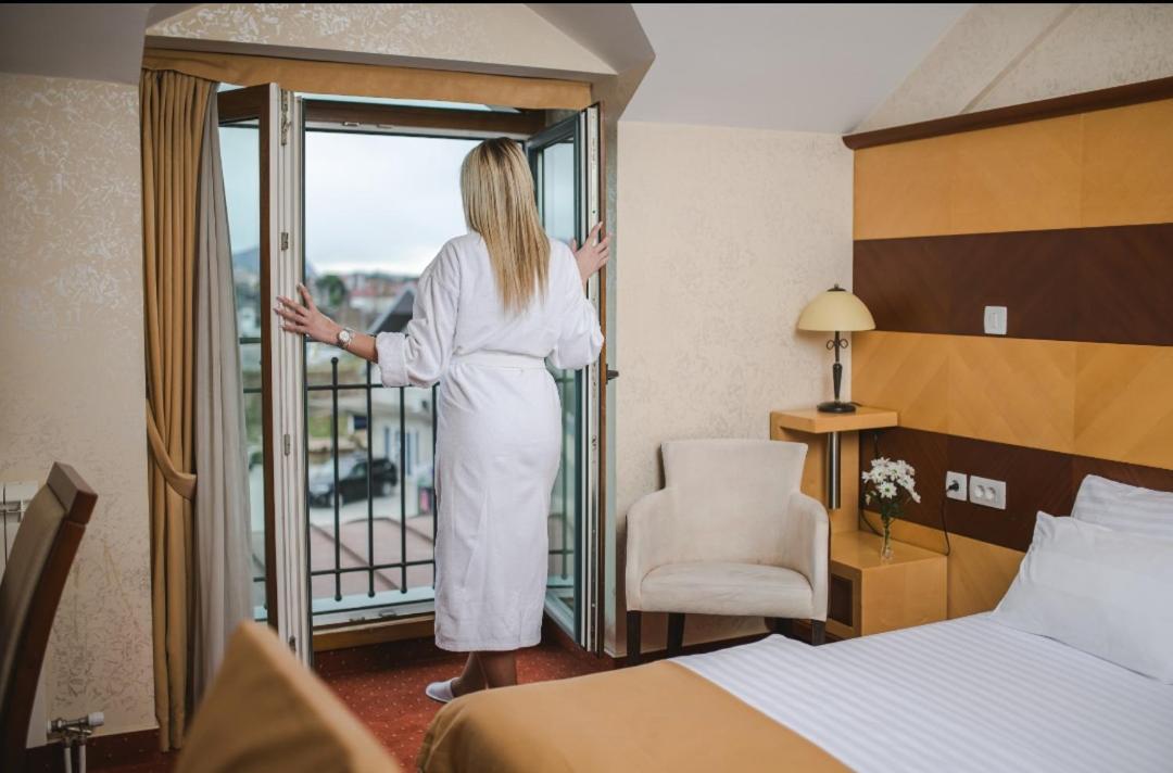 Hotel Marshal Nikšić Exteriér fotografie